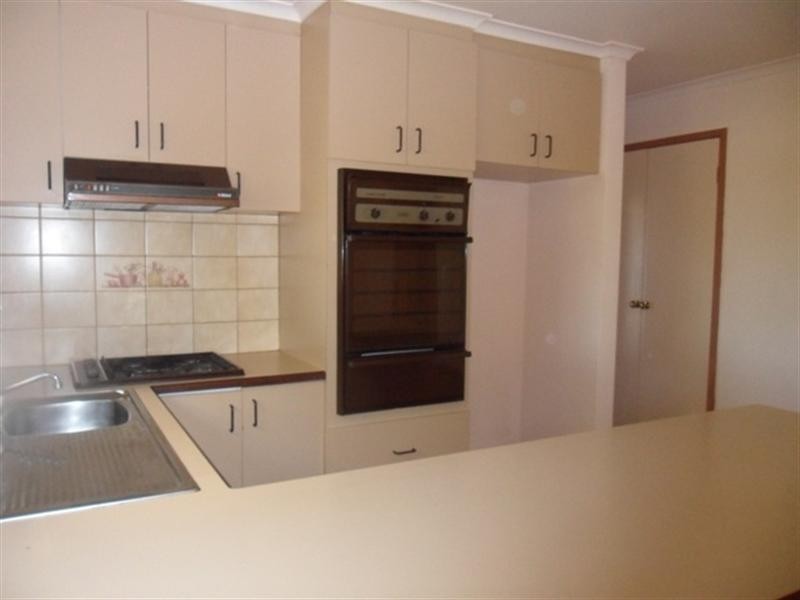 2/1004 Heatherton Road, Noble Park VIC 3174