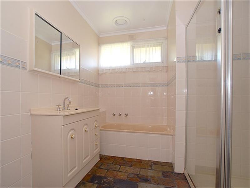 5 Morris Court, Dandenong North VIC 3175