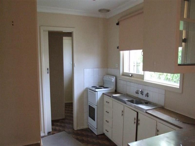 15 Carlton Road, Dandenong North VIC 3175