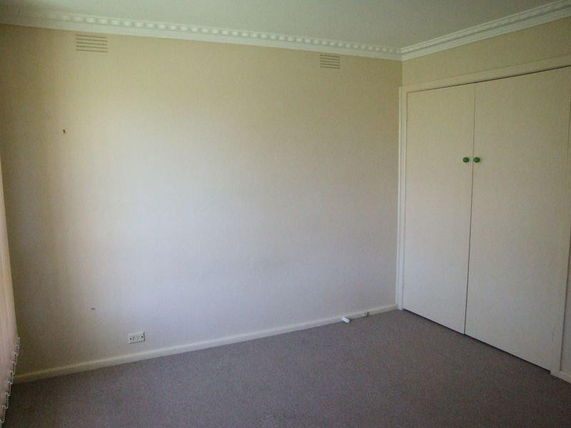 15 Carlton Road, Dandenong North VIC 3175