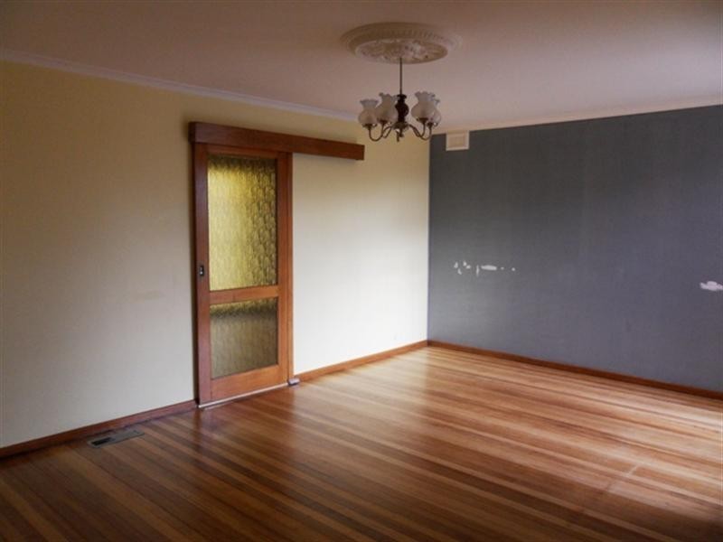 19 Julius Crescent, Noble Park North VIC 3174