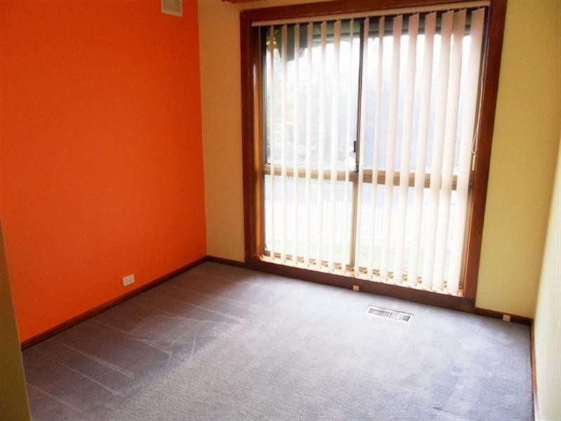 19 Julius Crescent, Noble Park North VIC 3174