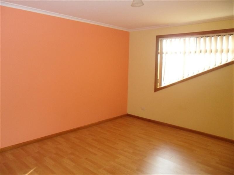 19 Julius Crescent, Noble Park North VIC 3174