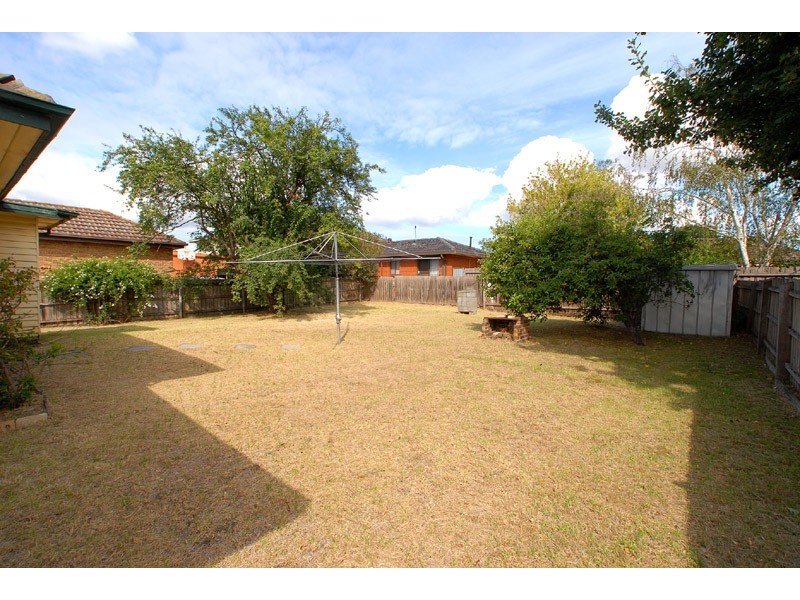 6 Thomas Street, Noble Park VIC 3174