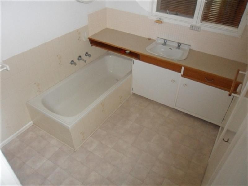 11 Nockolds Crescent, Noble Park VIC 3174