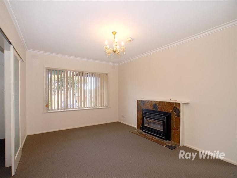 43 Kingswood Crescent, Noble Park North VIC 3174