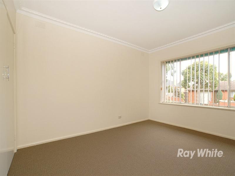 43 Kingswood Crescent, Noble Park North VIC 3174