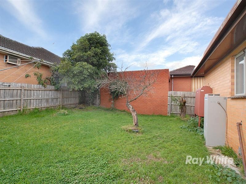 43 Kingswood Crescent, Noble Park North VIC 3174