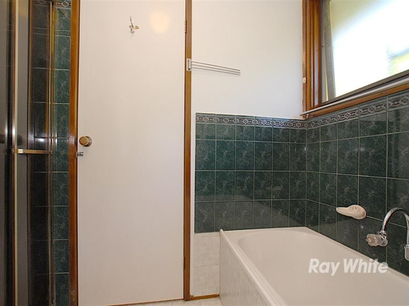16 Bonita Court, Dandenong North VIC 3175
