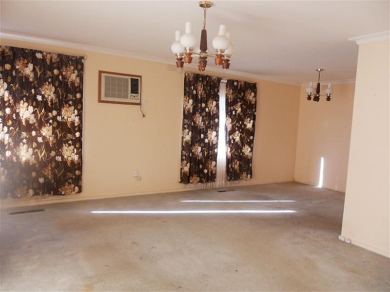 69 Potter Street, Dandenong VIC 3175