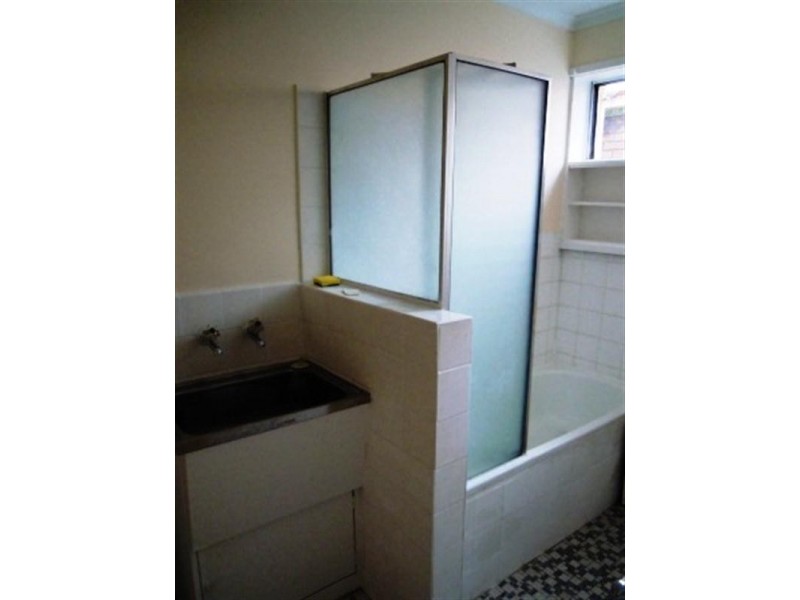 2/31 Stud Road, Dandenong VIC 3175