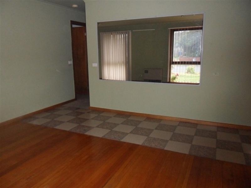 10 Through Road, Noble Park VIC 3174