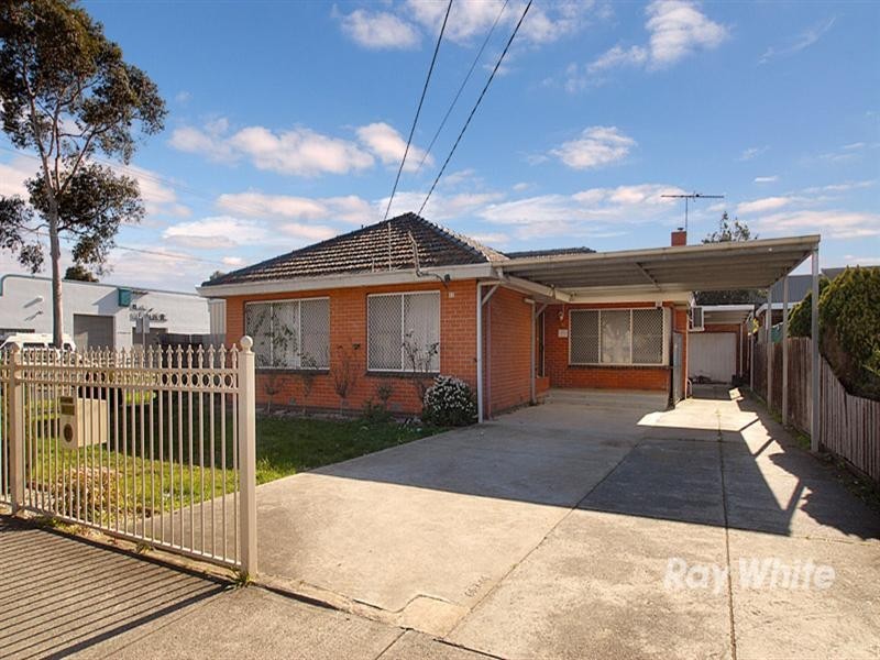 17 Young Street, Springvale VIC 3171