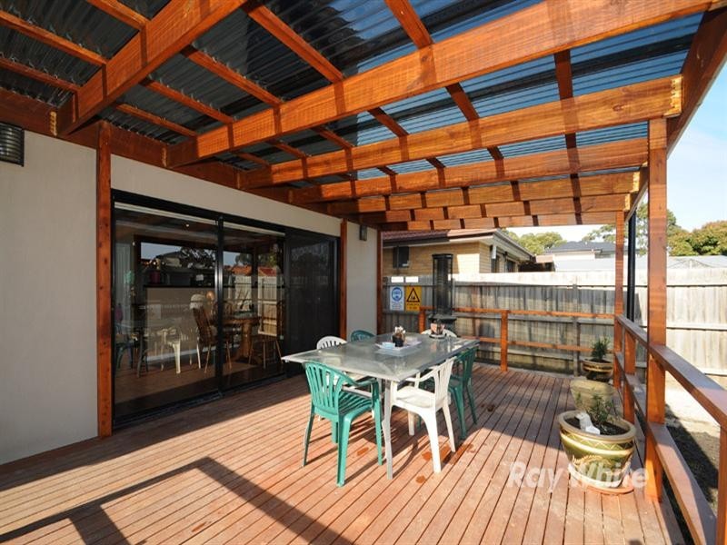 8 Lewis Street, Springvale VIC 3171