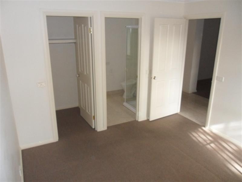 27 Henry Street, Noble Park VIC 3174