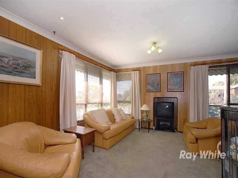 10 Glenelg Street, Dandenong North VIC 3175