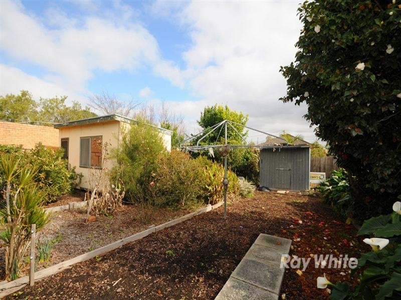 6 Briarfield Road, Noble Park North VIC 3174