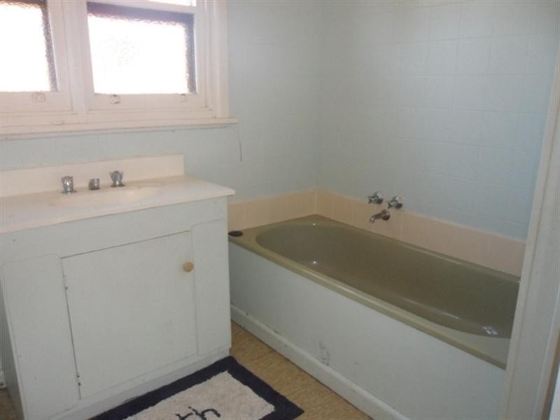 71 Potter Street, Dandenong VIC 3175