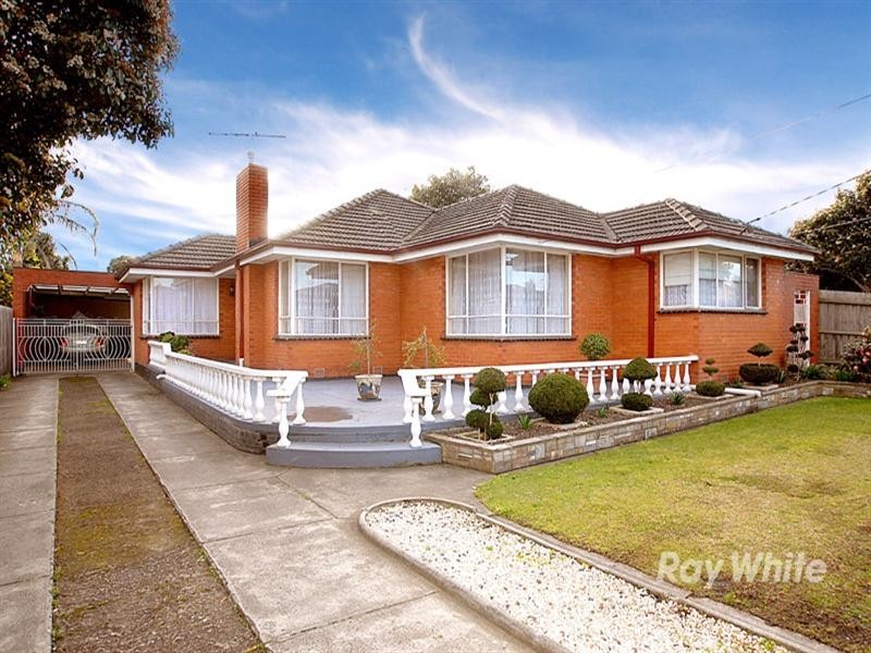8 Victor Avenue, Dandenong North VIC 3175
