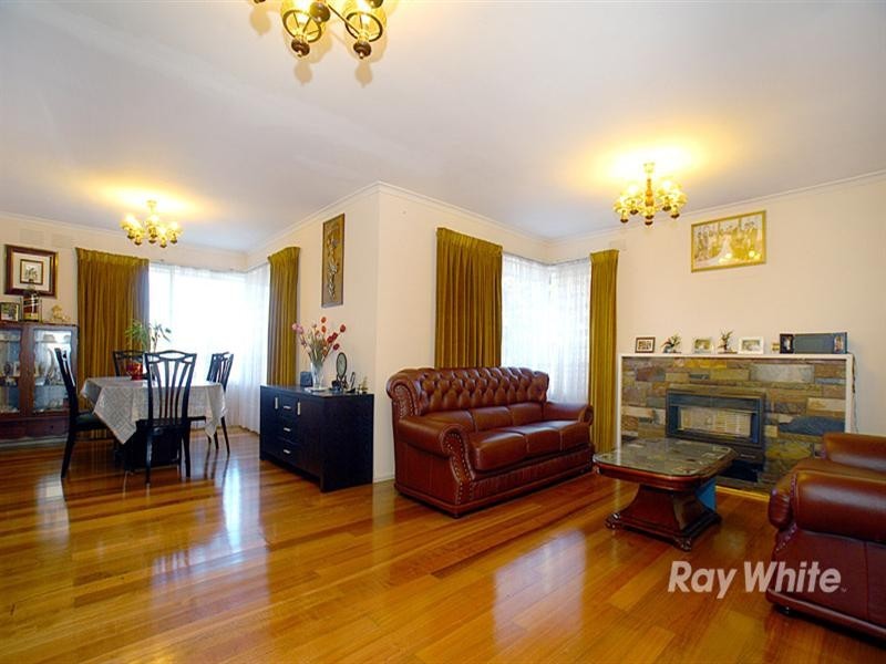 8 Victor Avenue, Dandenong North VIC 3175