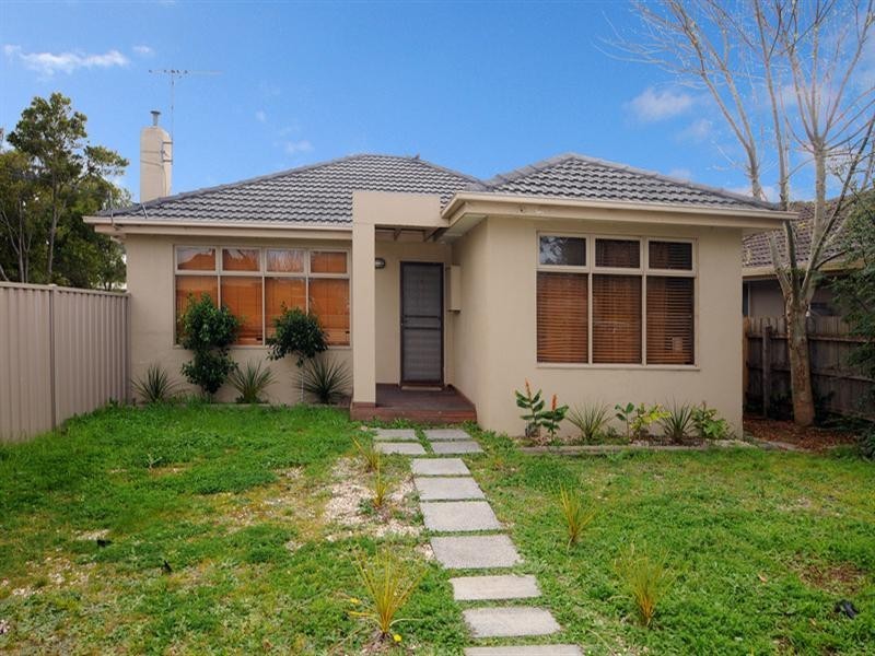 1/4 Dawn Avenue, Dandenong South VIC 3175