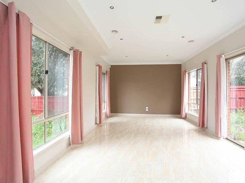 1/20 Napier Street, Dandenong VIC 3175