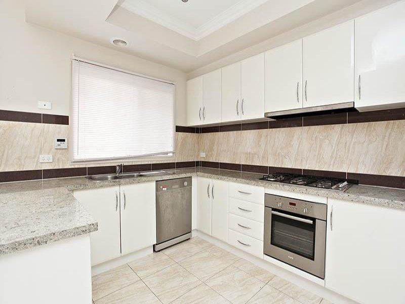 1/20 Napier Street, Dandenong VIC 3175