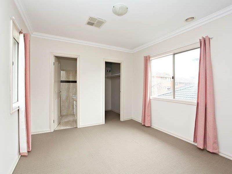 1/20 Napier Street, Dandenong VIC 3175