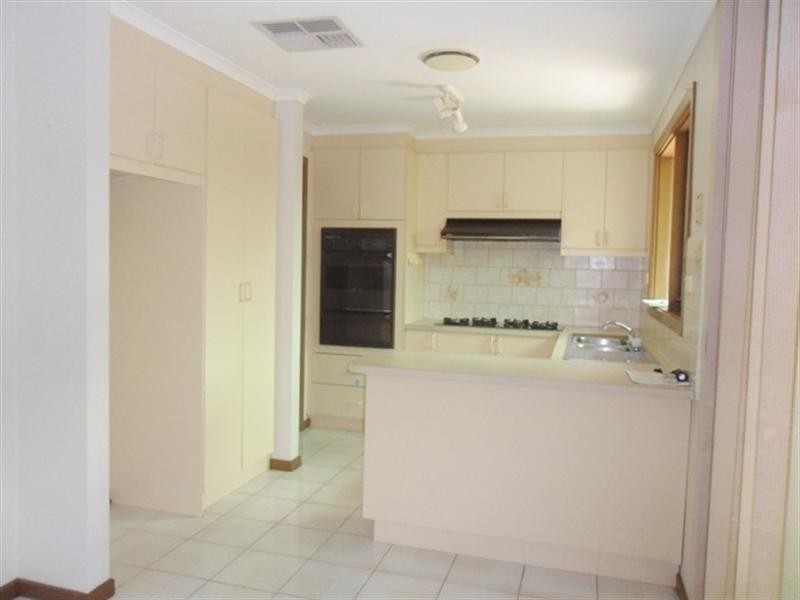 4/101-105 Athol Road, Springvale South VIC 3172