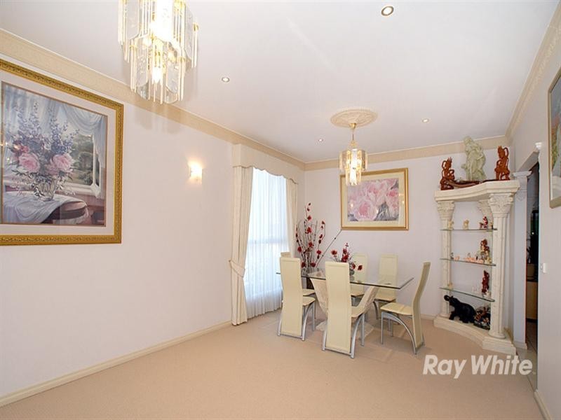 1 Sunrise Court, Springvale South VIC 3172