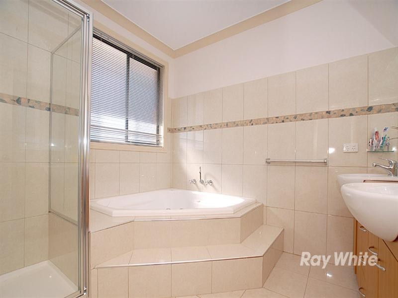 1 Sunrise Court, Springvale South VIC 3172