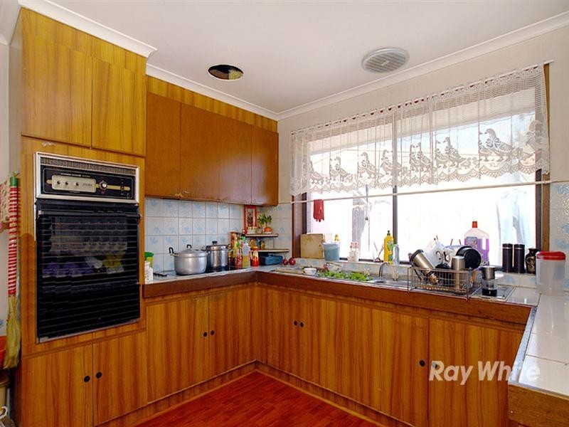 2/42 Burden Street, Springvale VIC 3171