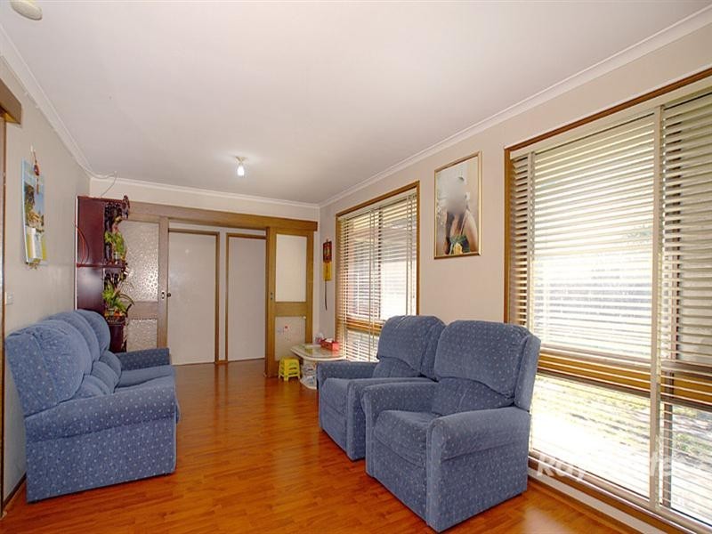 2/42 Burden Street, Springvale VIC 3171