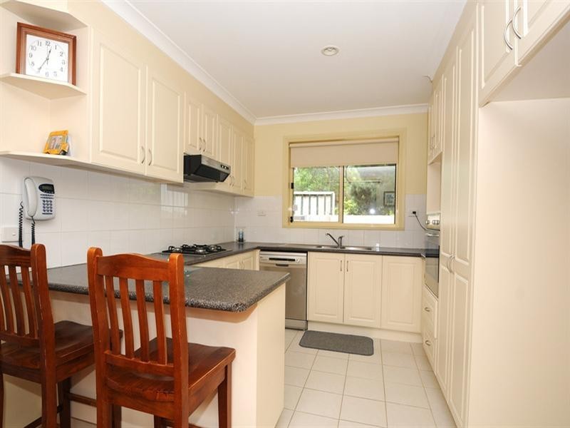 3/2 Ellt Crescent, Noble Park VIC 3174