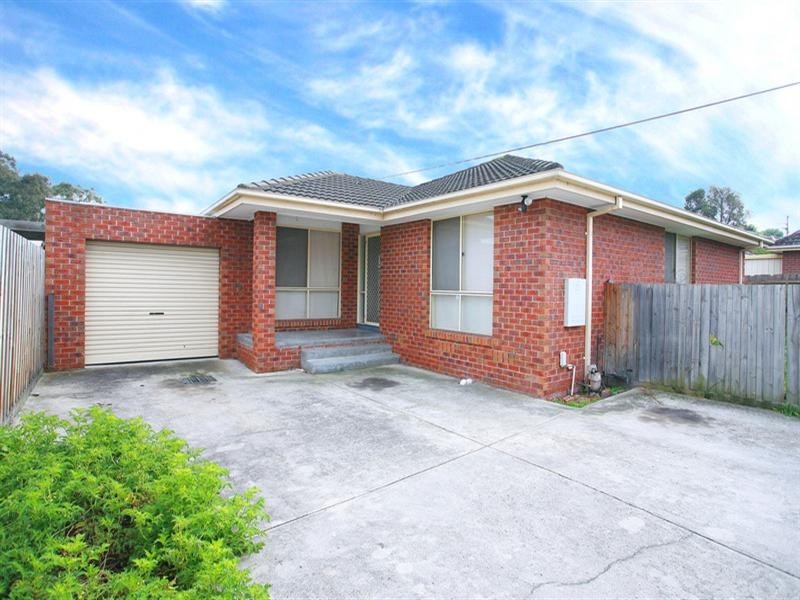 25 Wilma Avenue, Dandenong VIC 3175