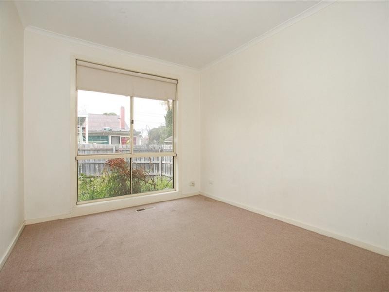 25 Wilma Avenue, Dandenong VIC 3175