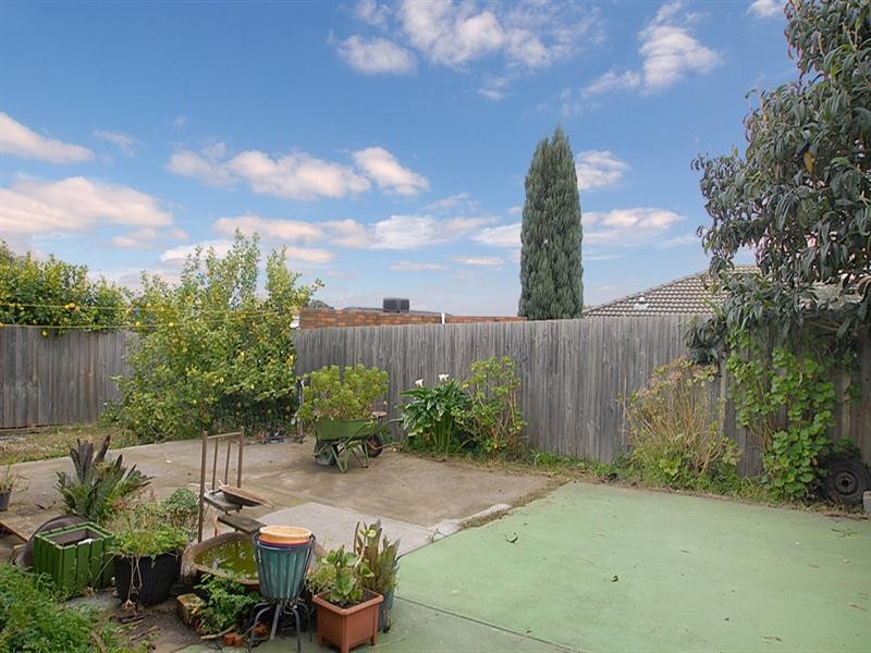 5 William Perry Close, Endeavour Hills VIC 3802