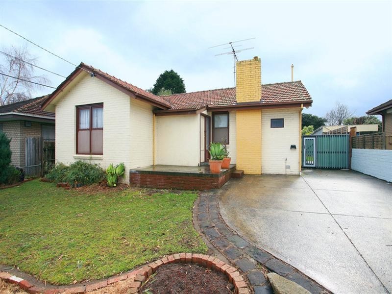 8 Catalpa Street, Doveton VIC 3177