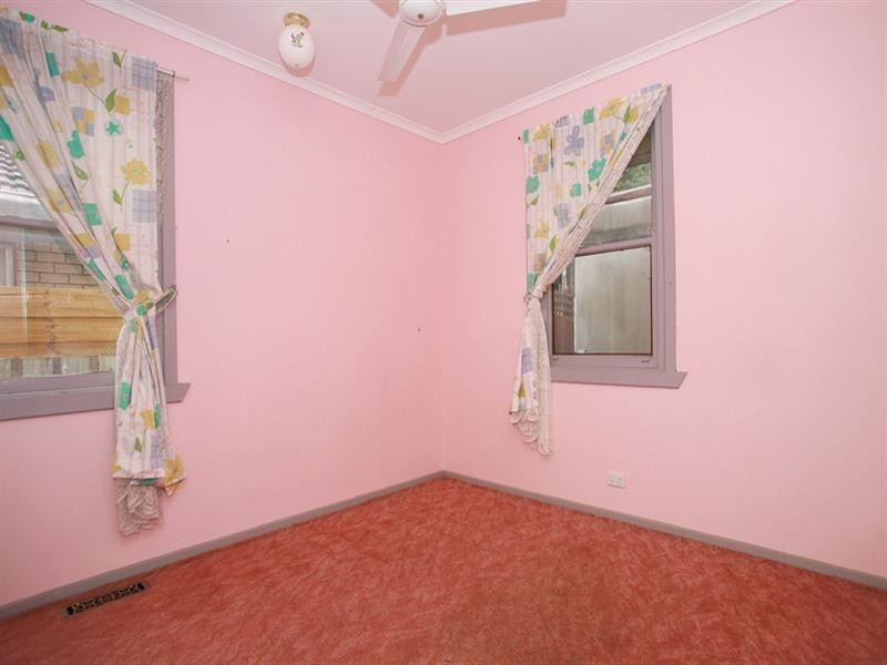 8 Catalpa Street, Doveton VIC 3177