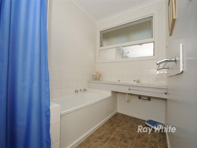 99 Doveton Avenue, Eumemmerring VIC 3177