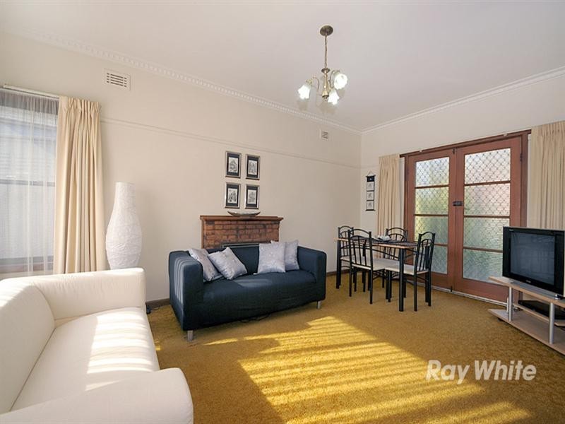 1-2/19 Nithsdale Road, Noble Park VIC 3174