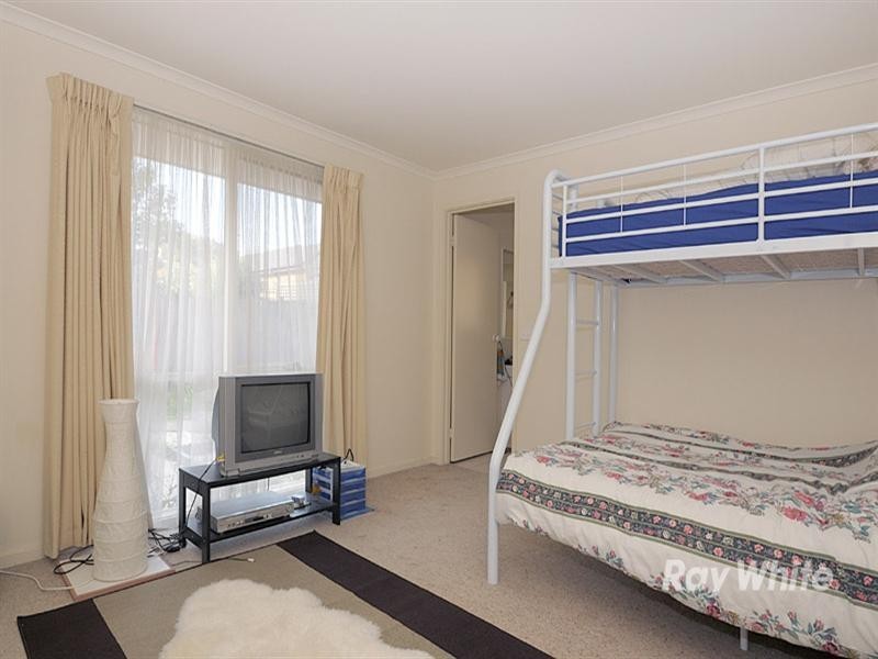 1-2/19 Nithsdale Road, Noble Park VIC 3174