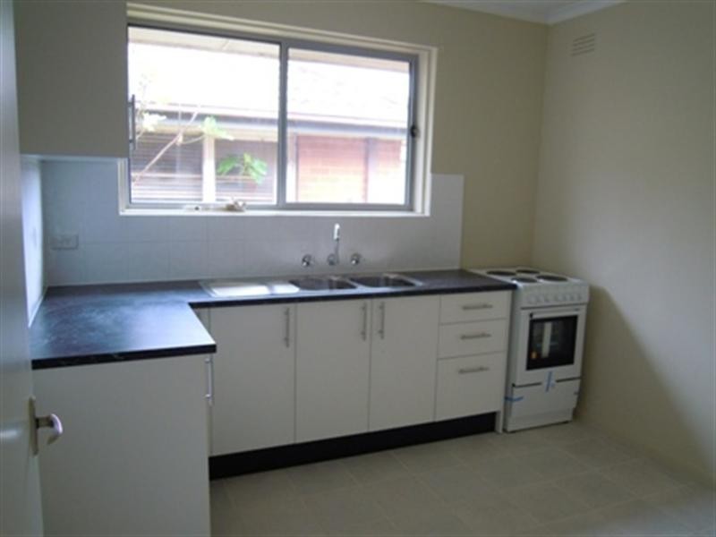 2/11 Crescent Street, Noble Park VIC 3174