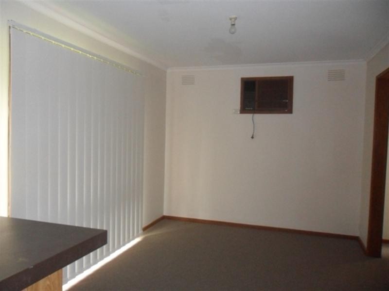 29 Simpson Drive, Dandenong North VIC 3175