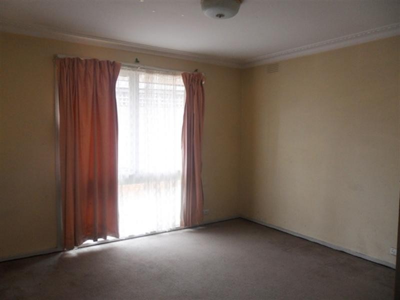 32 Wallarano Drive, Noble Park VIC 3174