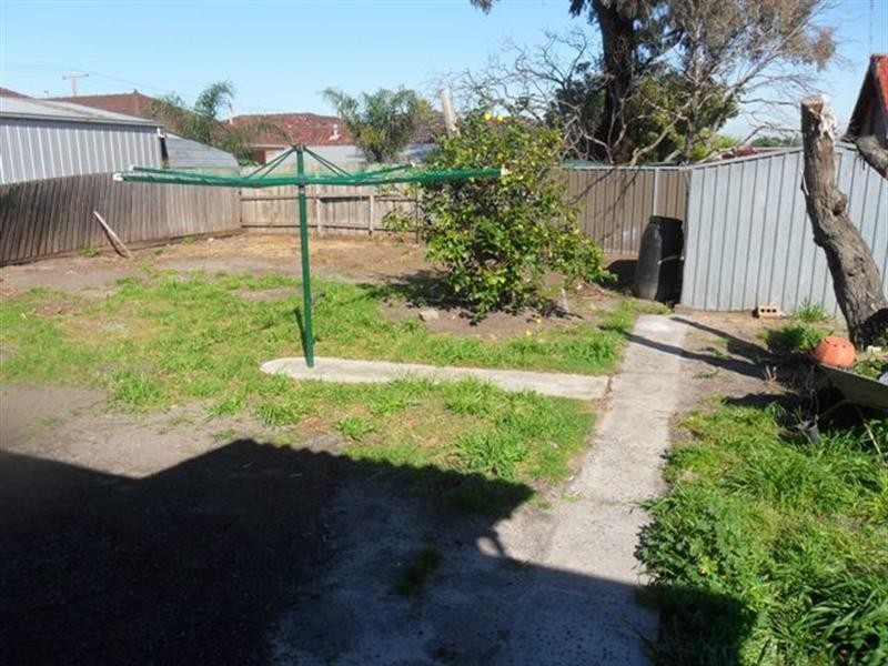 64 Bloomfield Road, Noble Park VIC 3174