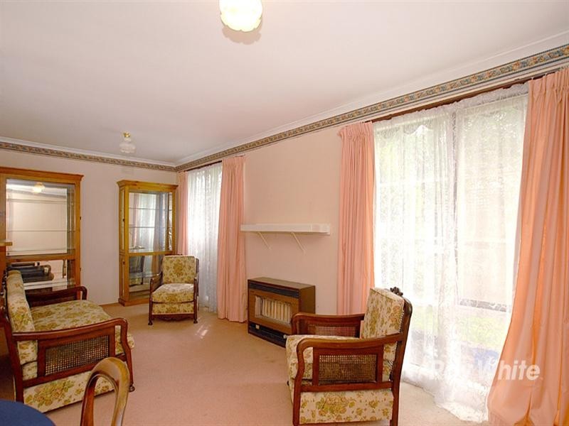 6 Waddington Crescent, Springvale South VIC 3172