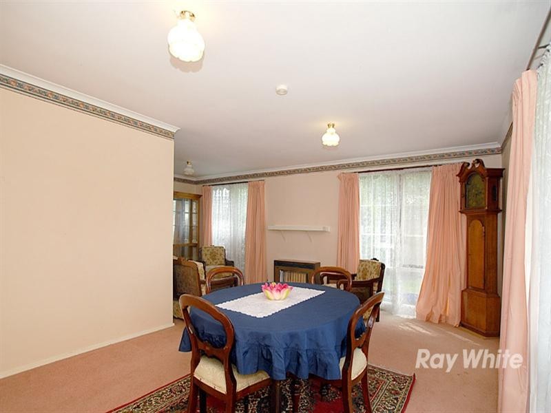 6 Waddington Crescent, Springvale South VIC 3172