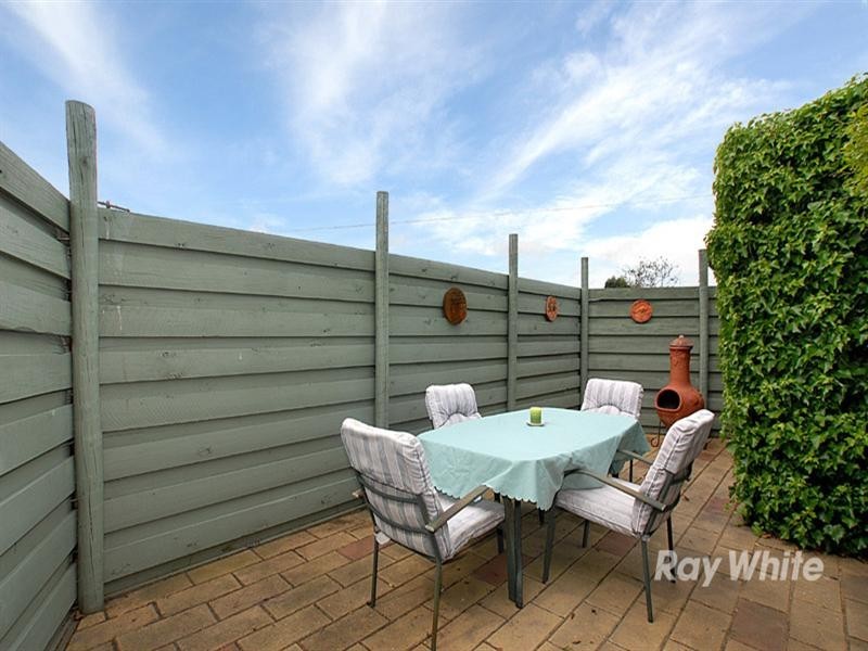 6 Waddington Crescent, Springvale South VIC 3172