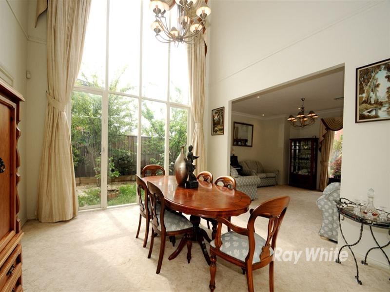 15 The Watercourse, Keysborough VIC 3173